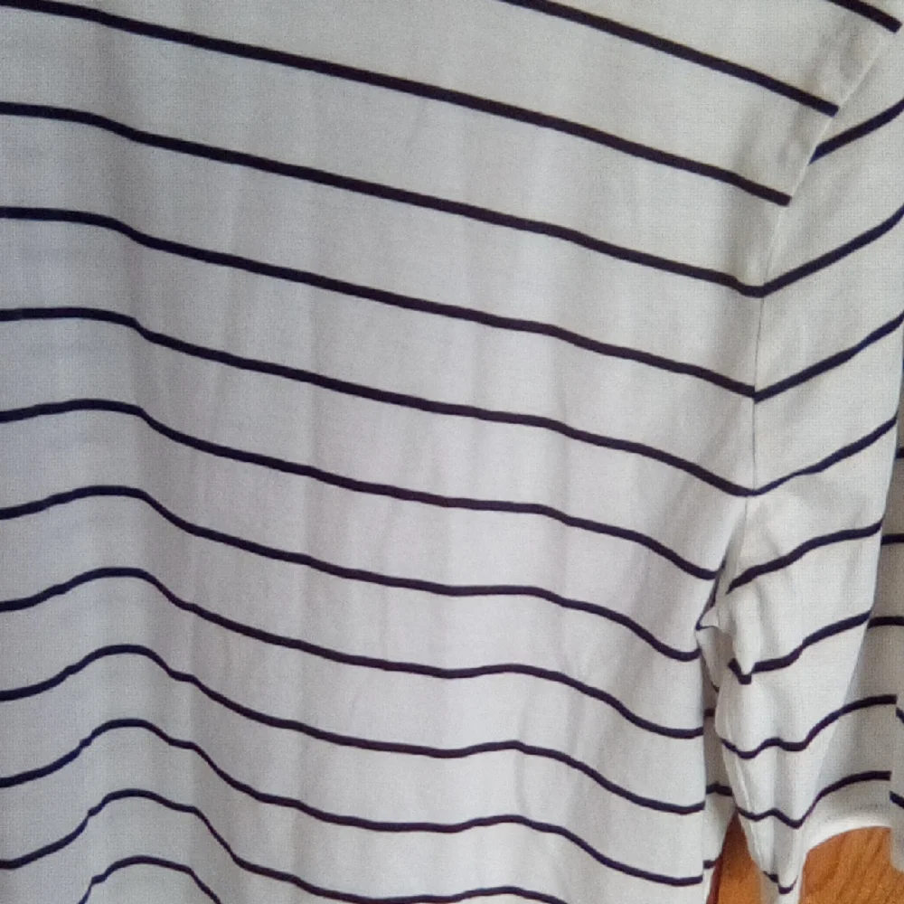 Garnet Hill Navy Striped Short Sleeve Tee - Picture 4 of 11